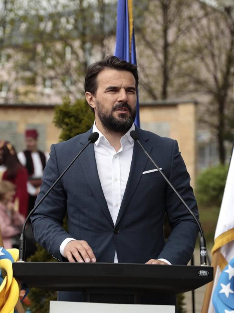 Nermin Muzur
