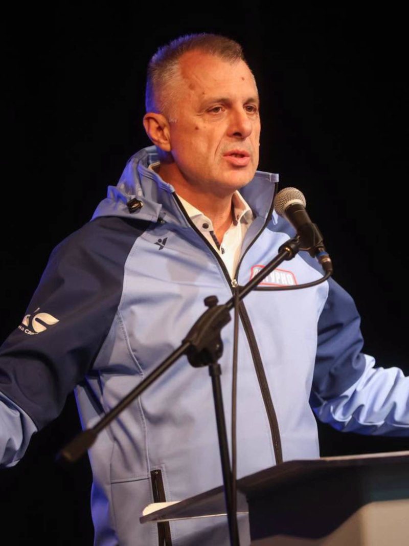 Игор Радојичић