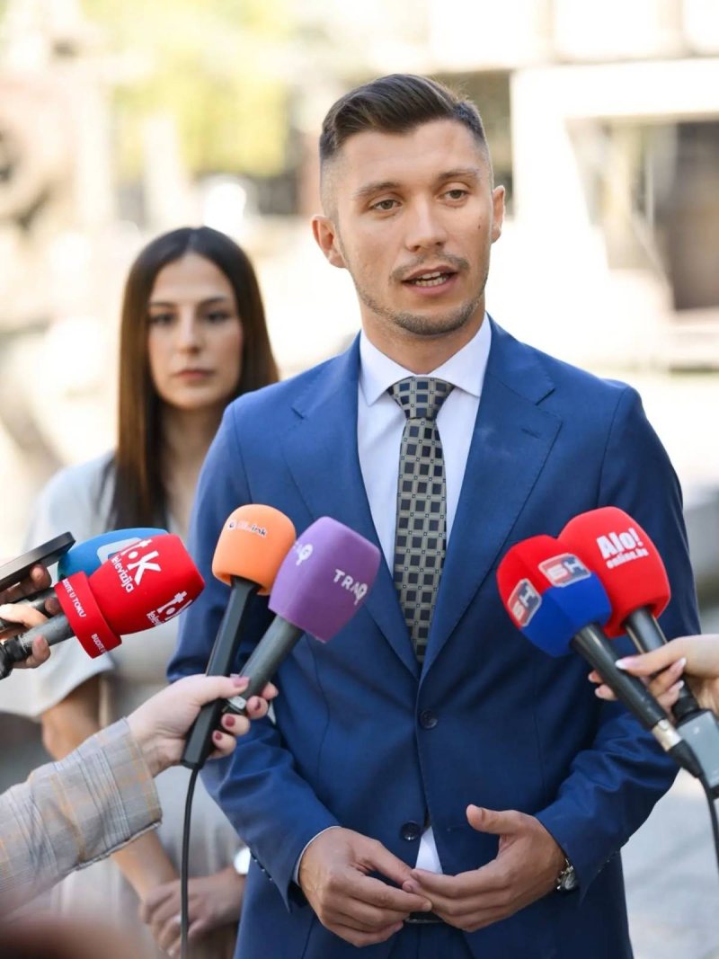 Bojan Kresojević